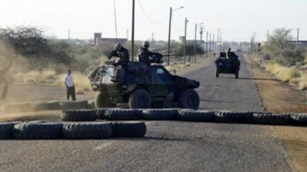 Malian troops battle Islamists in streets of Gao