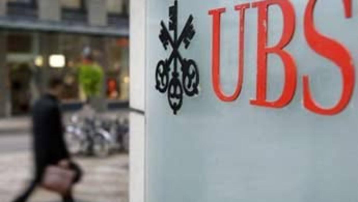 Ubs Chairman Steps Down After Losses