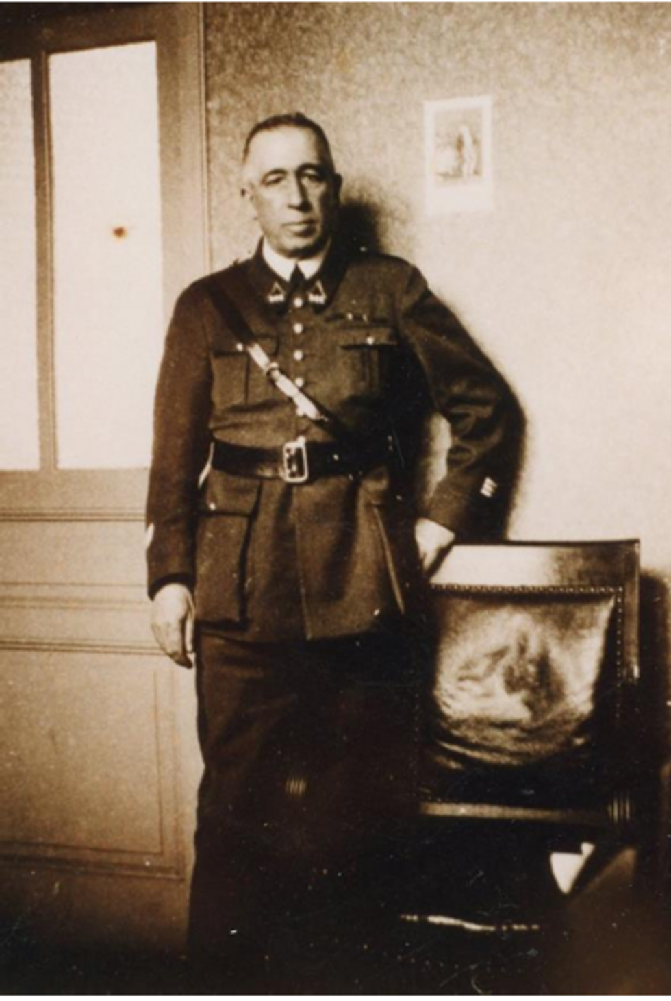 Une photo du père Louis de Jabrun prise en 1939 lorsqu'il a été mobilisé. Il est mort le 25 décembre 1943, assassiné dans le camp de Buchenwald.