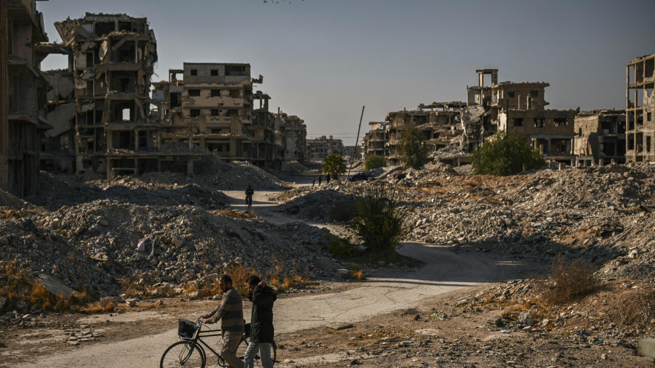 550 ألف سوري عادوا إلى ديارهم منذ سقوط الأسد (أنقرة)