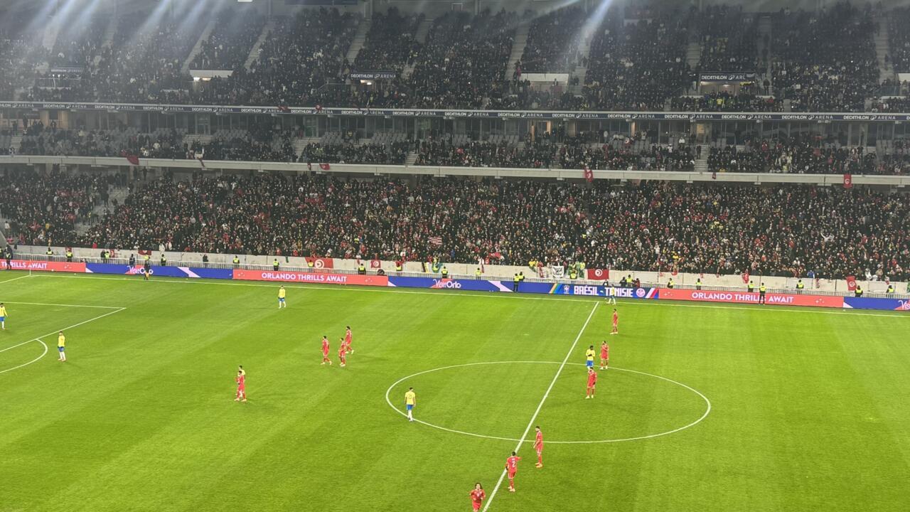 في ليل الفرنسية: جماهير المنتخب التونسي تصنع أجواء "مونديالية" في مباراة "برستيج" أمام البرازيل