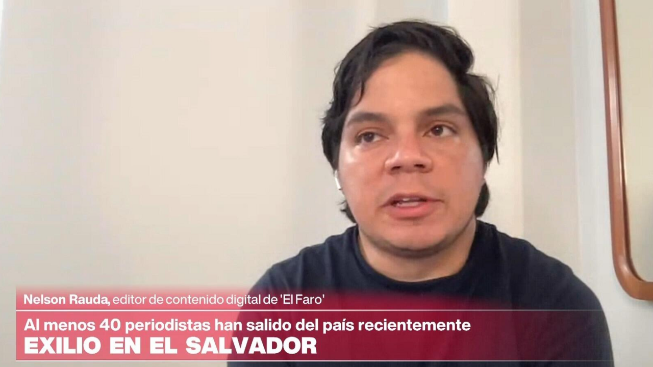 La Entrevista. El Salvador "es una dictadura desde junio de 2024", Nelson Rauda, periodista de El Faro.
