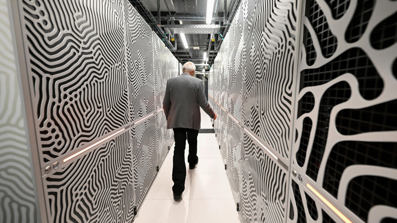 AI's New Frontier: Cyber Threats, Cost Realities & Regulatory Friction Reshape Enterprise AI