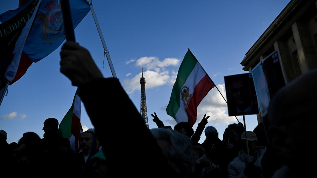 Iran urges courts to show 'no leniency' for 'rioters' as deadly protests persist