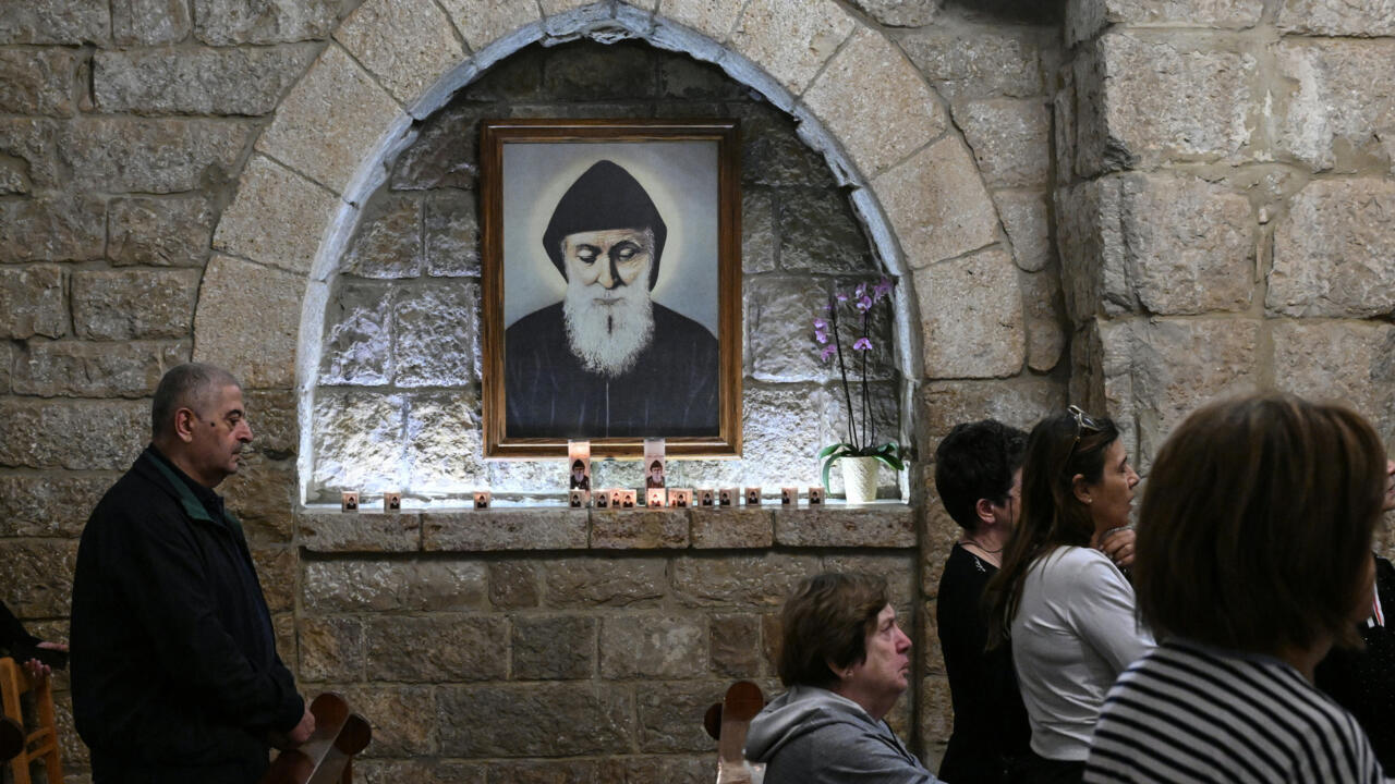 مزار مار شربل "قدّيس لبنان" يستعدّ لاستقبال البابا