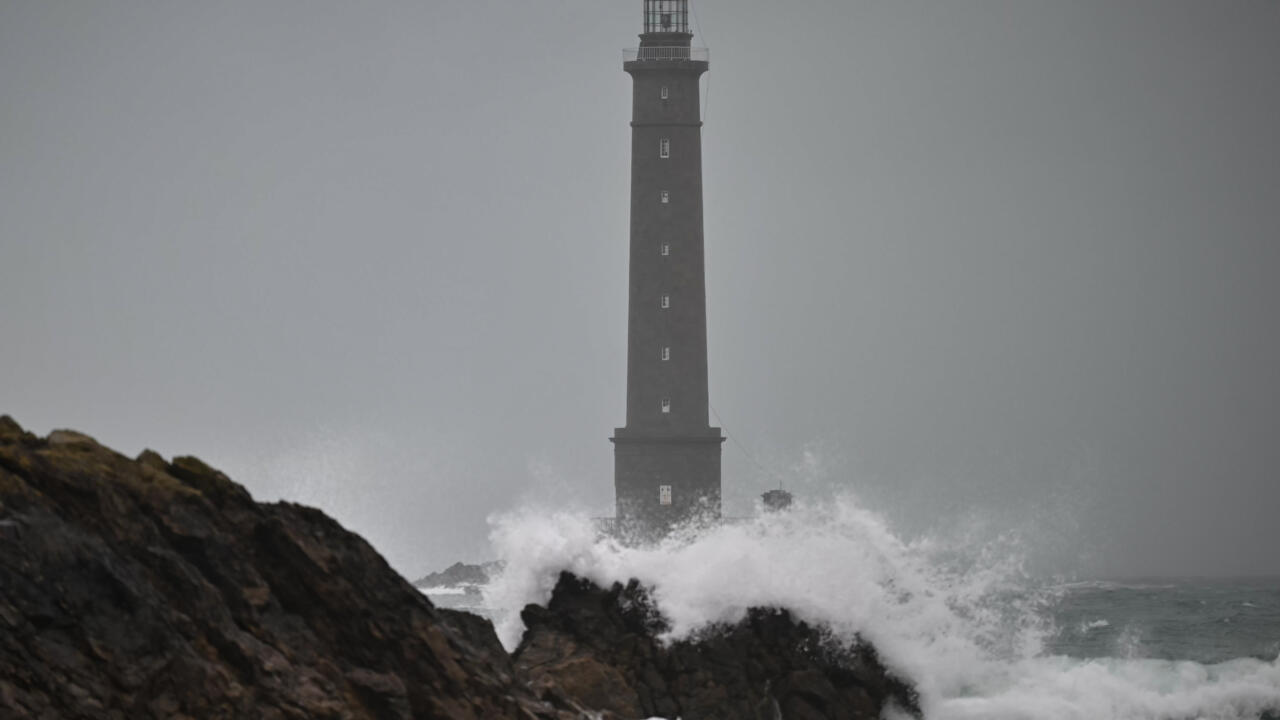 Heavy wind, rain, snow to batter Europe