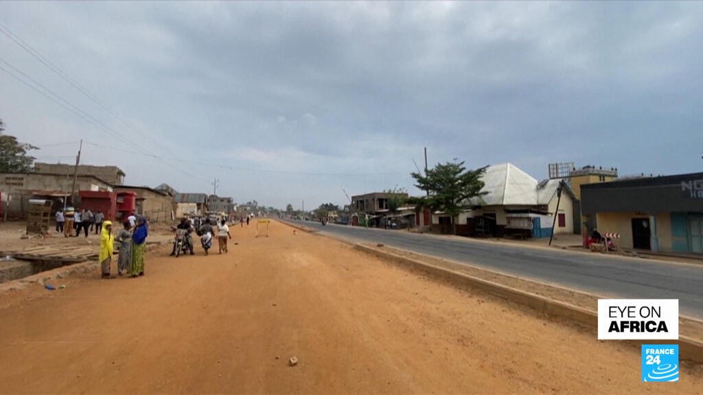 M23 militia says to pull out of key DR Congo city at US request