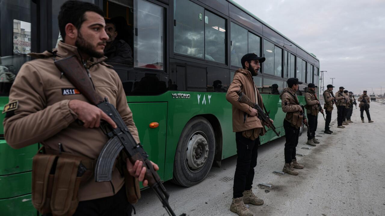 الشيخ مقصود والأشرفية في حلب تحت سيطرة السلطات بعد معارك عنيفة مع القوات الكردية