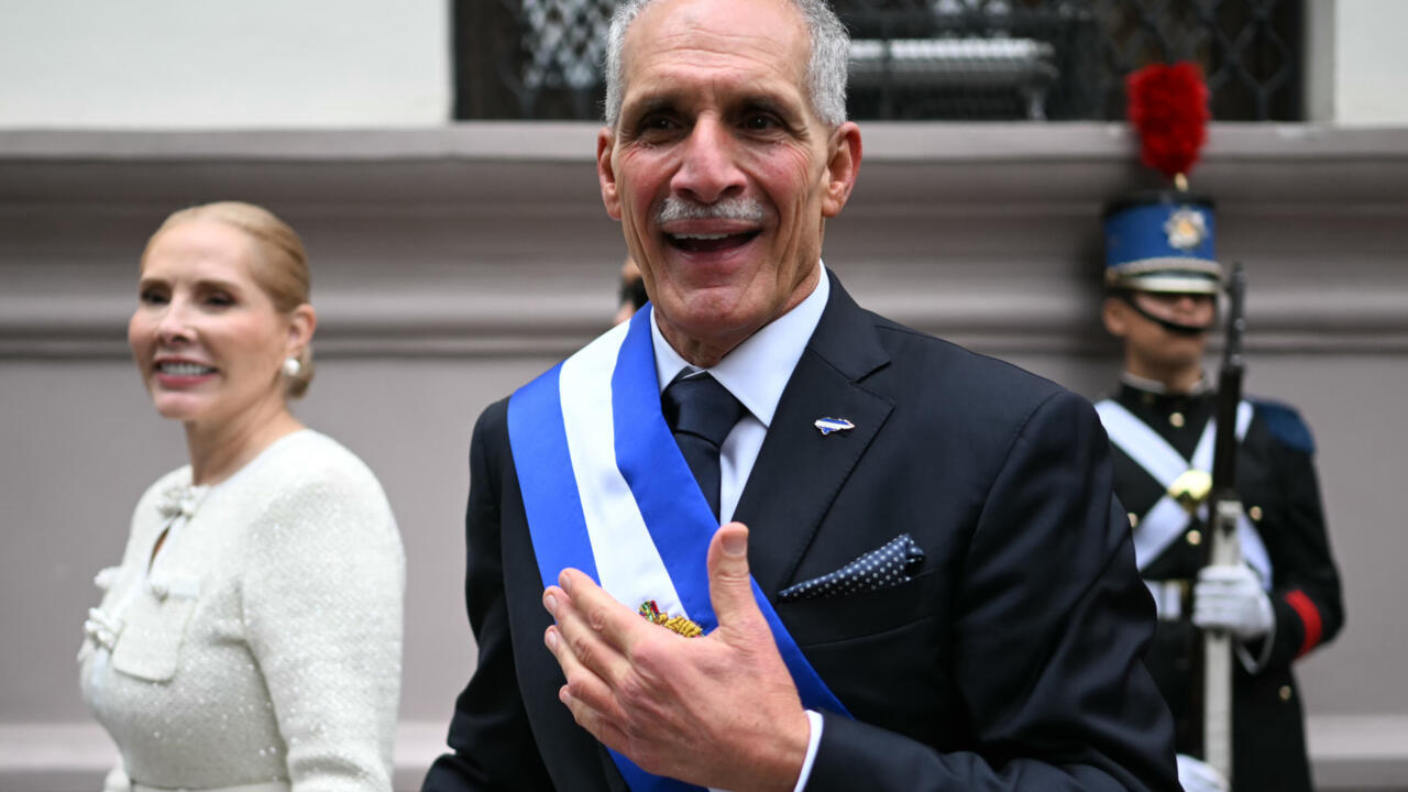 نصري عصفورة يؤدي اليمين رئيسا لهندوراس