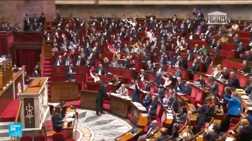 "معادلة الميزانية المستحيلة".. المناقشات الحادة متواصلة في الجمعية الوطنية الفرنسية