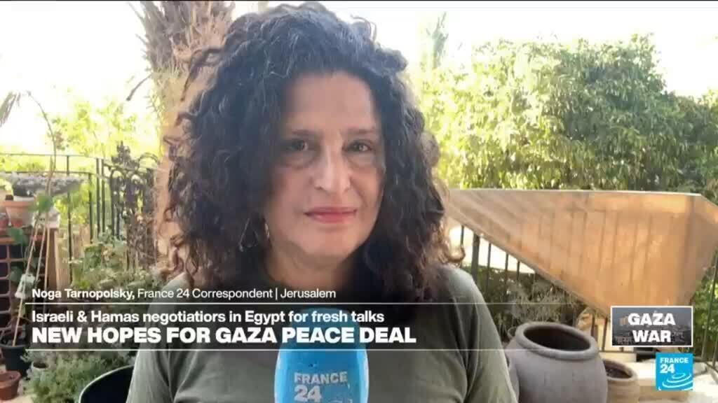 Israeli and Hamas negociatiors meet in Egypt sparking hope of Gaza peace deal