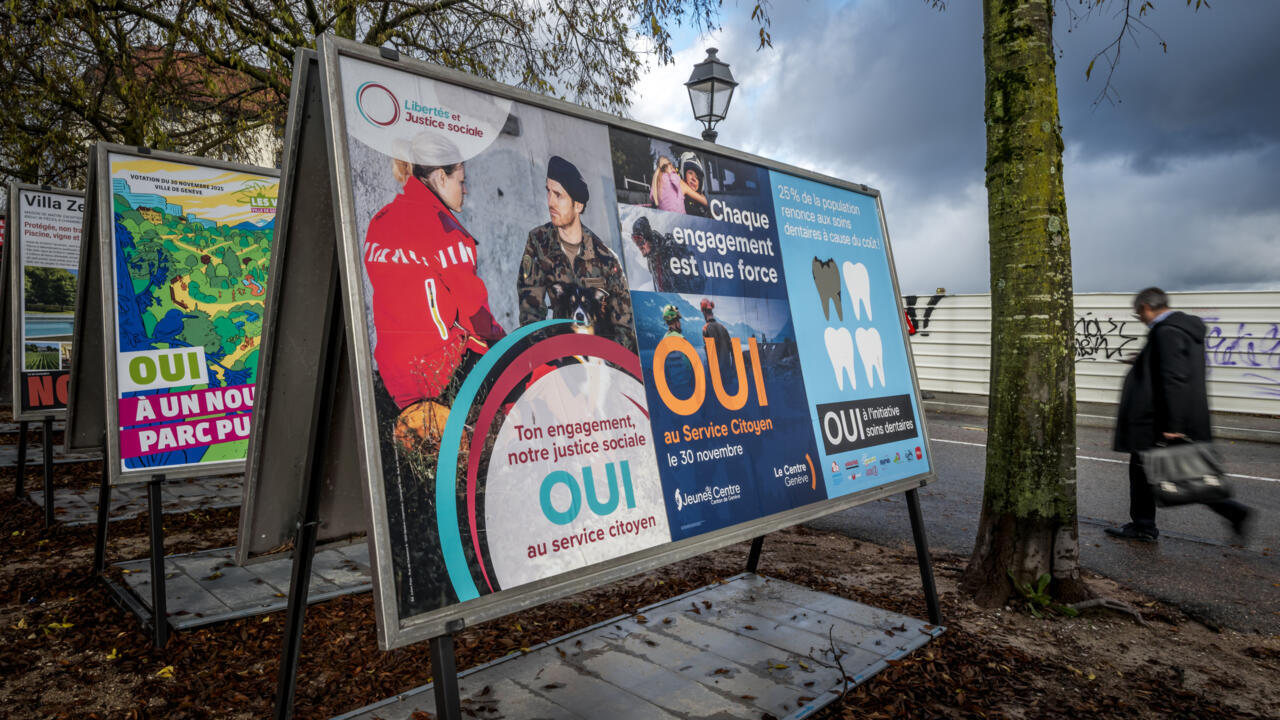 الناخبون السويسريون يرفضون الخدمة المدنية الإلزامية والضرائب المناخية على الأثرياء (تقديرات)