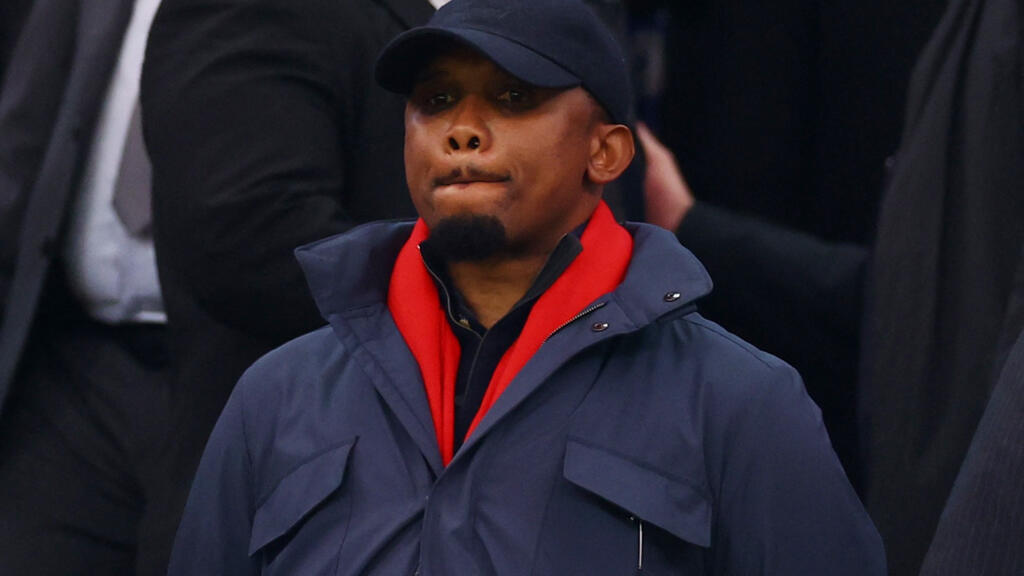 فيديو يظهر غضب صامويل إيتو على قرارات الحكم الموريتاني دحان بيدا في مباراة المغرب والكاميرون