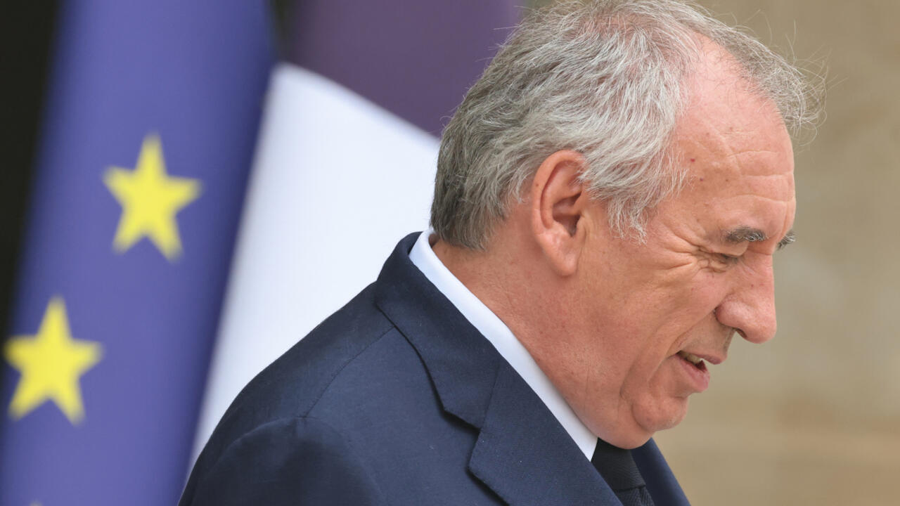 Vote de confiance en direct : François Bayrou joue sa survie devant les députés
