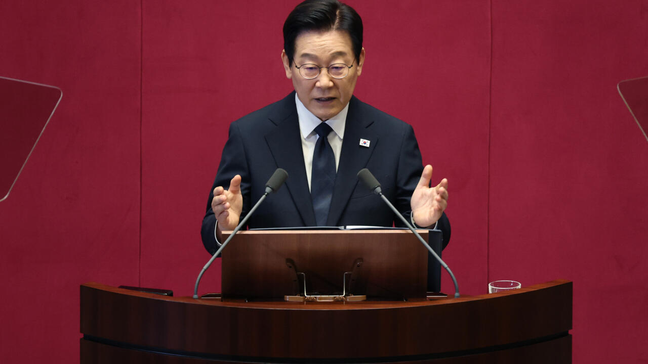 كوريا الشمالية: الاتفاق بين سيول وواشنطن بشأن الغواصات سيسبب "تأثير الدومينو" نوويا