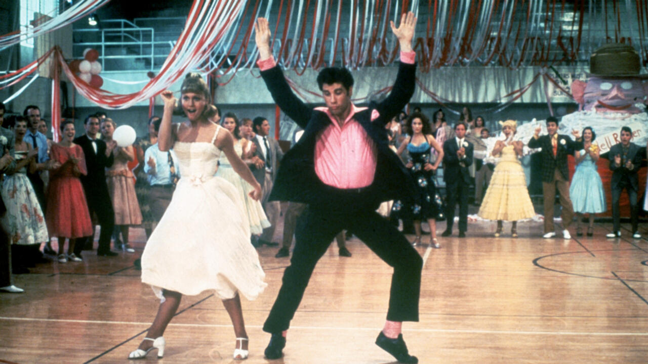 Cinéma La Dernière Danse D'une Cheerleader Un internaute compile 300 scènes de danse au cinéma dans une vidéo géniale