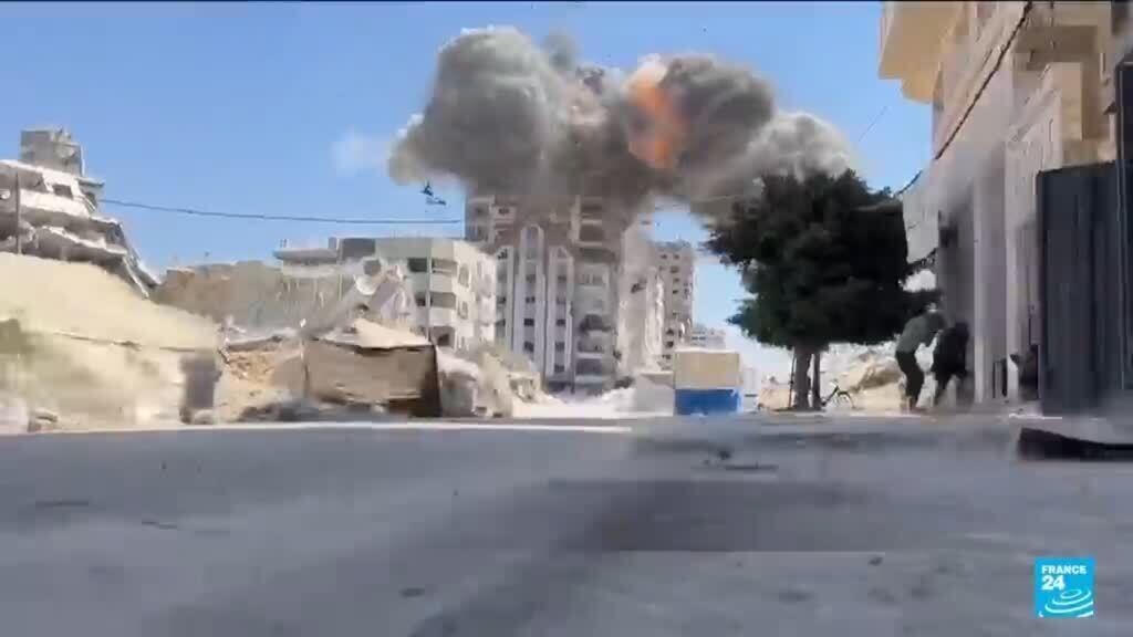 Israel intensifies Gaza assault, residents flee South