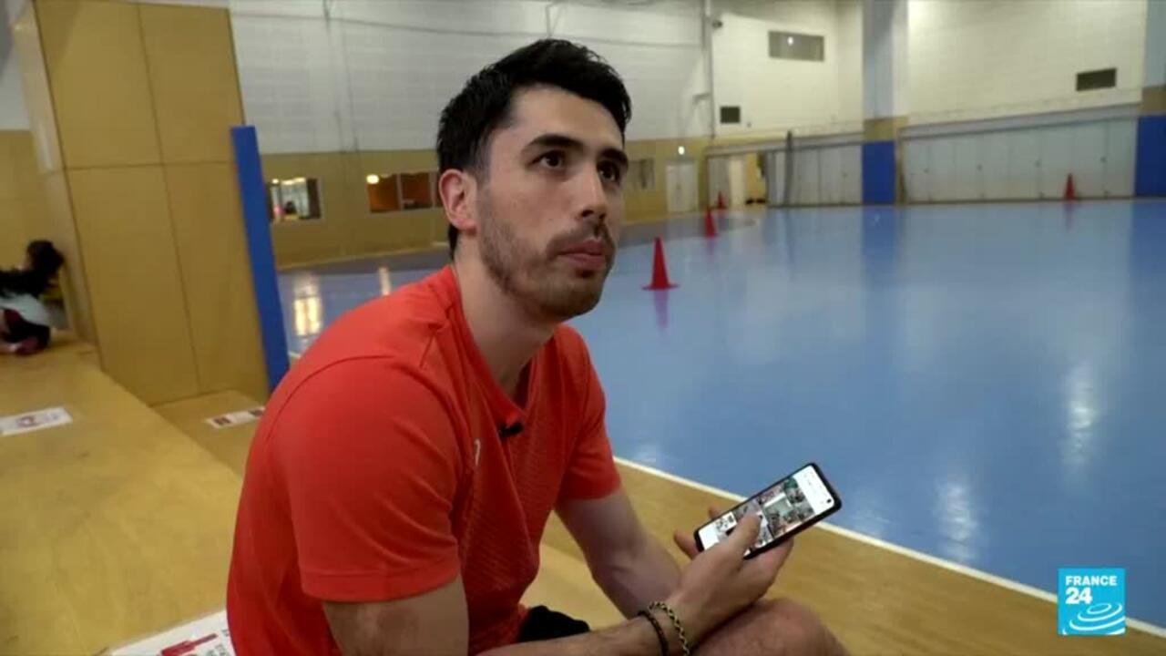 Rémi Feutrier, head of Japan's handball team and social networks