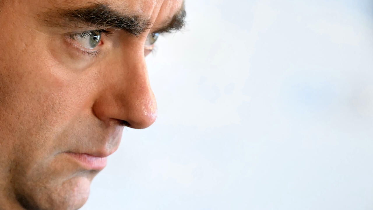 French government faces threat of censure over wealth tax