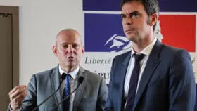 Olivier Véran et Jérôme Salomon le 18 février 2020 à Paris