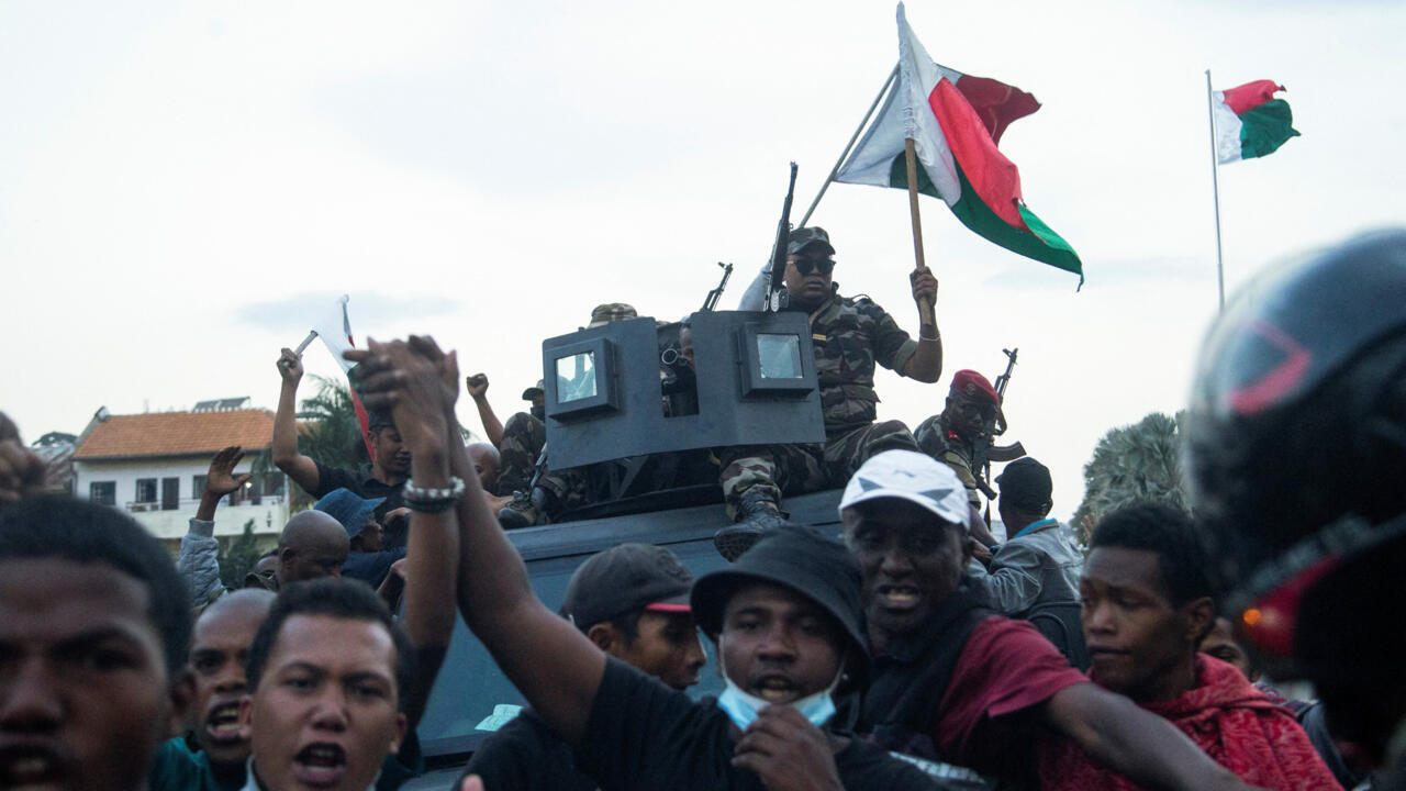 À Madagascar, le président Rajoelina dénonce une "tentative de prise illégale du pouvoir" en cours