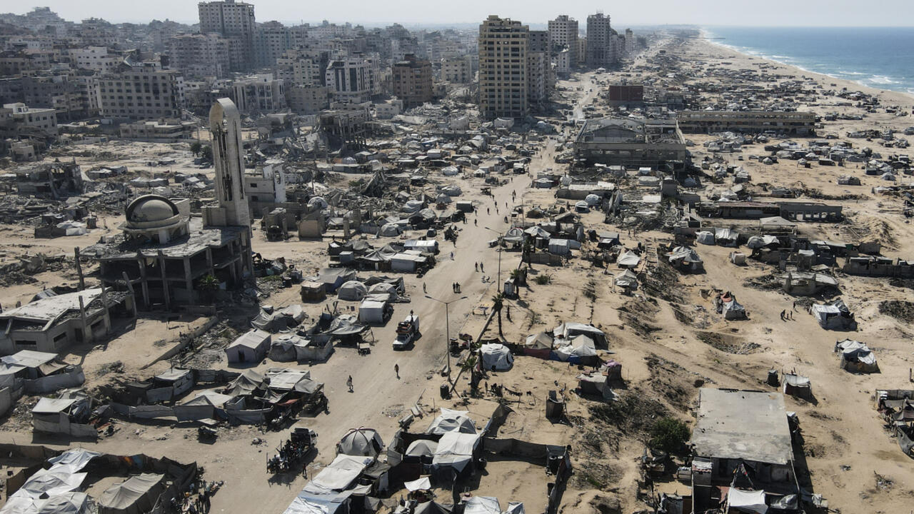 La dépouille d'un otage remise à Israël, des pressions pour maintenir le cessez-le-feu à Gaza