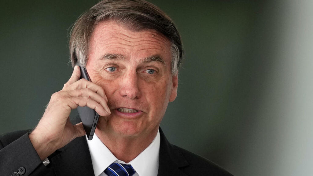 Bolsonaro should be charged with crimes against humanity for Covid errors, says senate panel