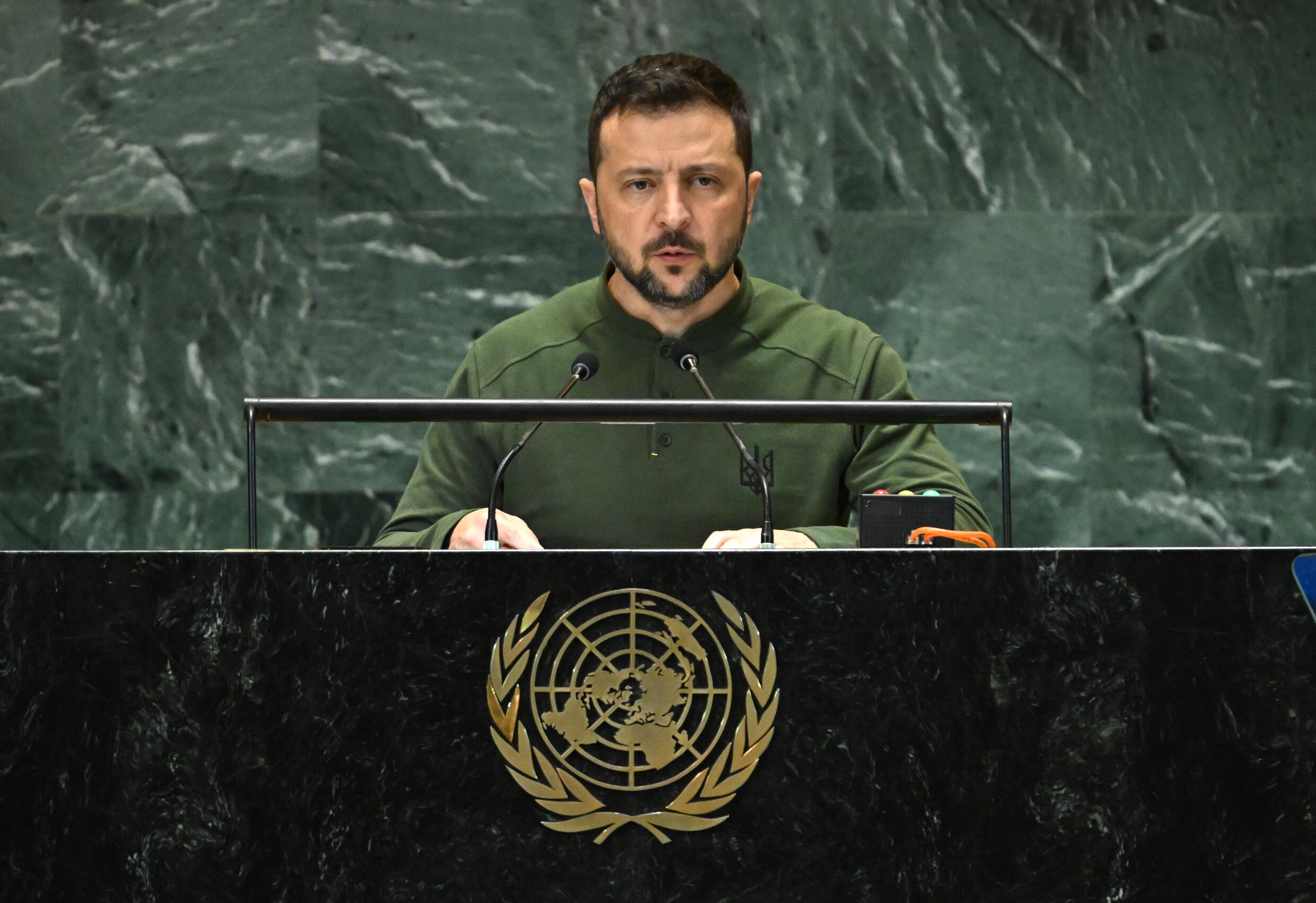 Le président ukrainien Volodymyr Zelensky parle lors du "Sommet de l'avenir" au siège des Nations unies, à New York, le 23 septembre 2024