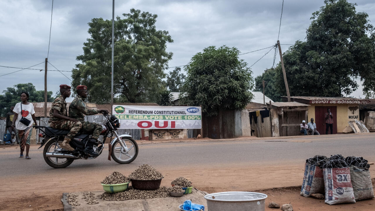 Polls open in Central African Republic for referendum on new constitution