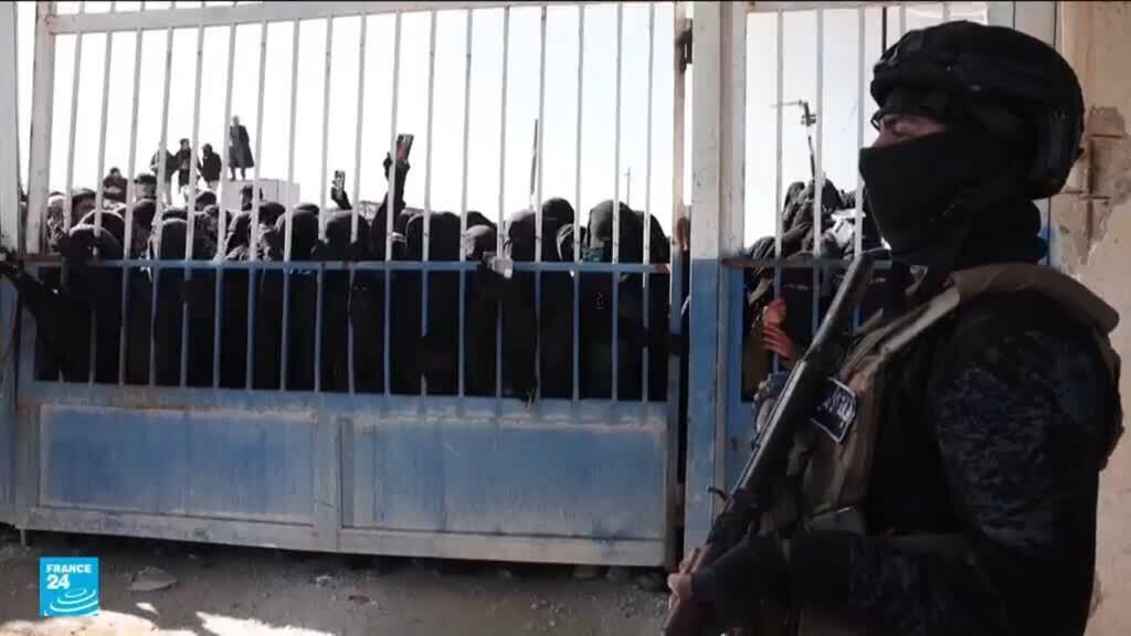 سوريا: الجيش الأمريكي يبدأ بنقل نحو 7 آلاف معتقل من تنظيم داعش إلى العراق