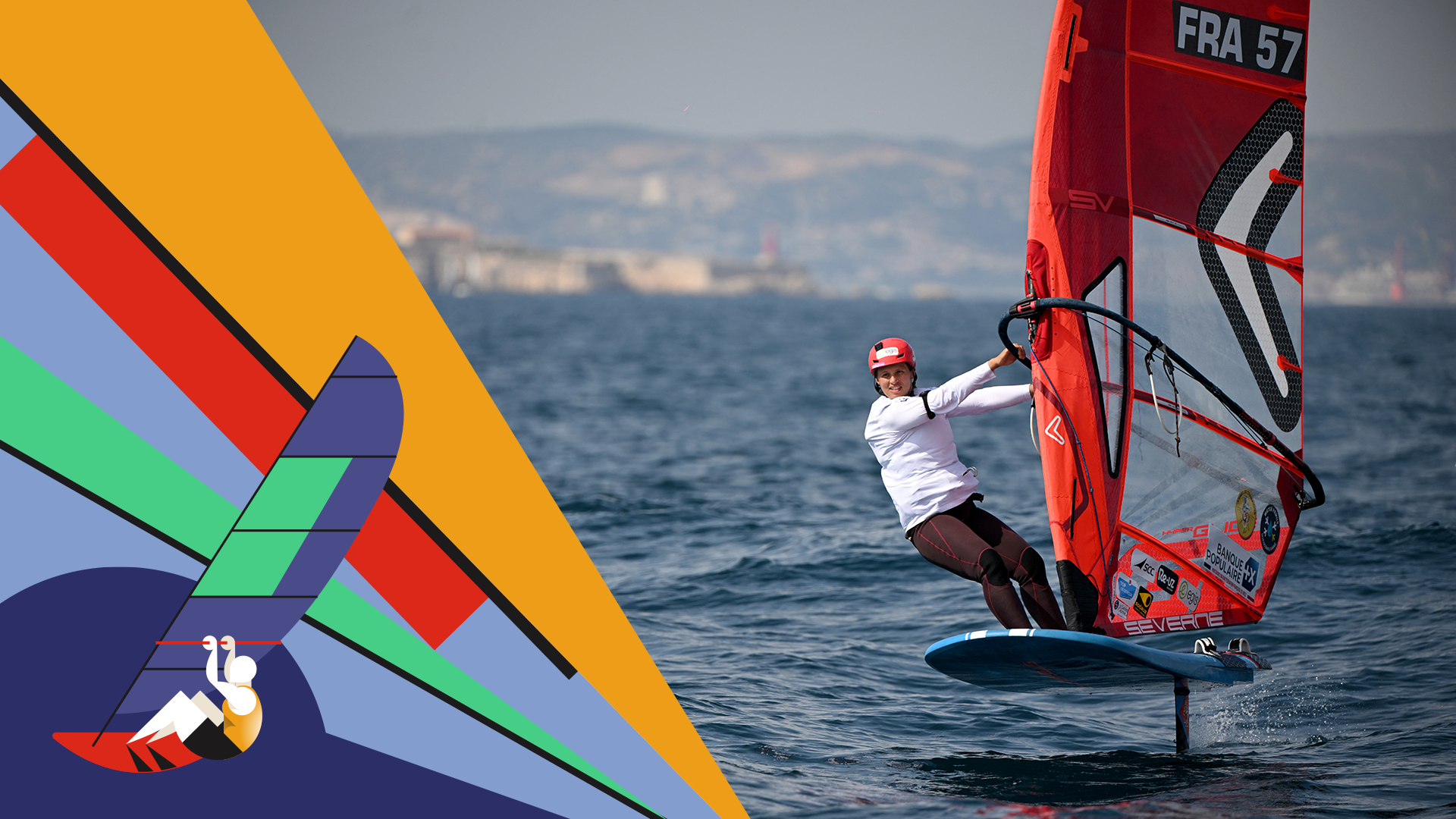 Hélène Noesmoen dans la marina de Marseille sur son IQ Foil le 15 avril 2024.