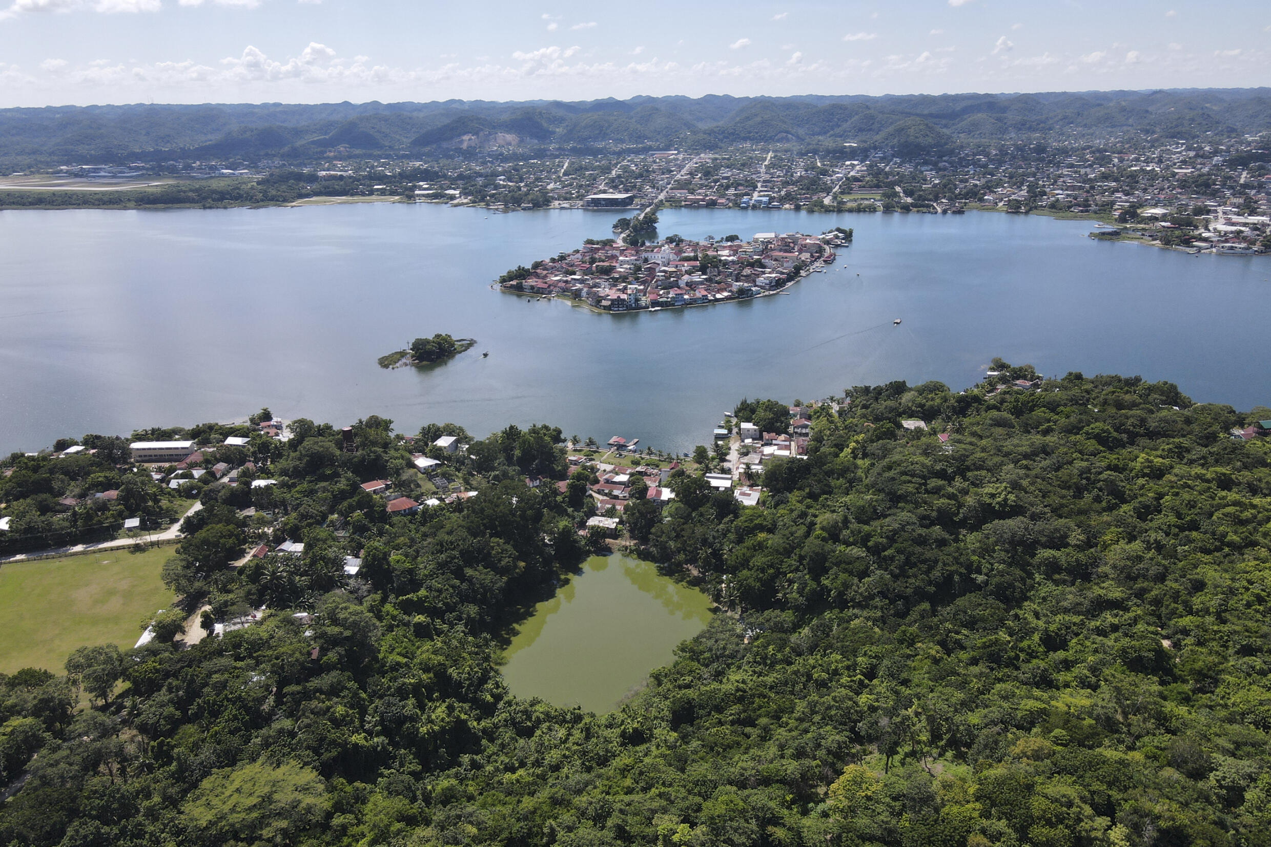 La vasta región tiene un gran valor arqueológico maya