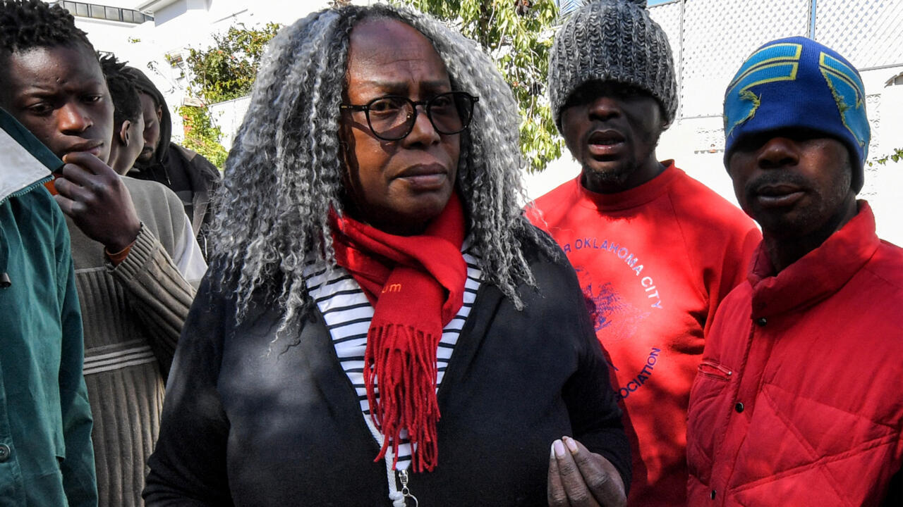 تونس: انطلاق محاكمة الناشطة البارزة سعدية مصباح بتهمة ممارسة أنشطة غير قانونية وتبييض الأموال