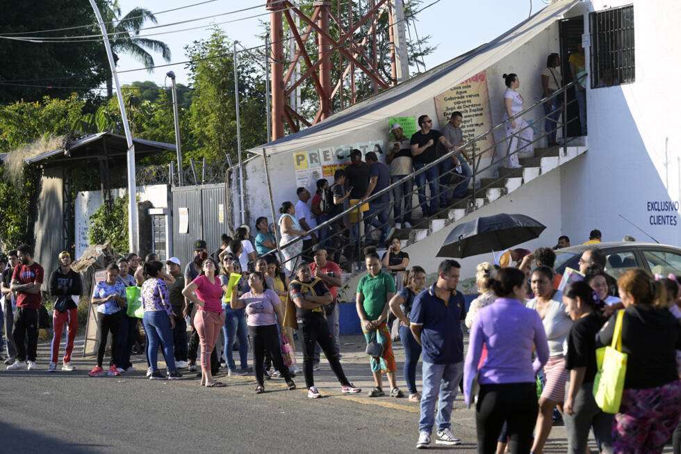 Entre el miedo y la incertidumbre: migrantes aguardan el regreso de Trump