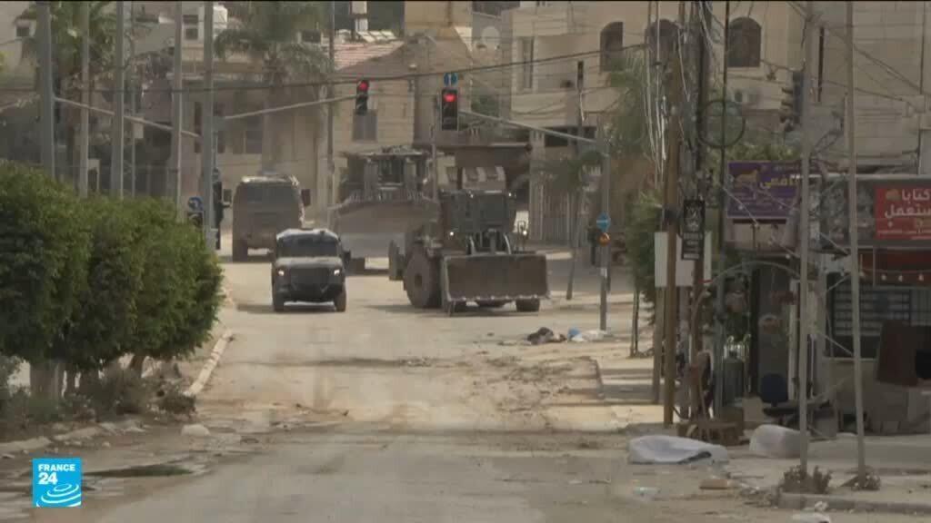 الضفة الغربية: إسرائيل تصدر قرار هدم 25 مبنى في مخيم بطول كرم