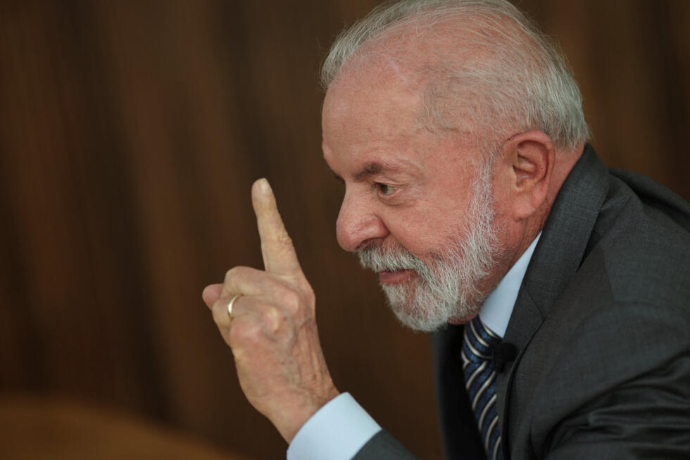El presidente de Brasil, Luiz Inácio Lula da Silva, habla durante una entrevista con Reuters en el Palacio de Alvorada, en Brasilia, Brasil, el 6 de agosto de 2025.
