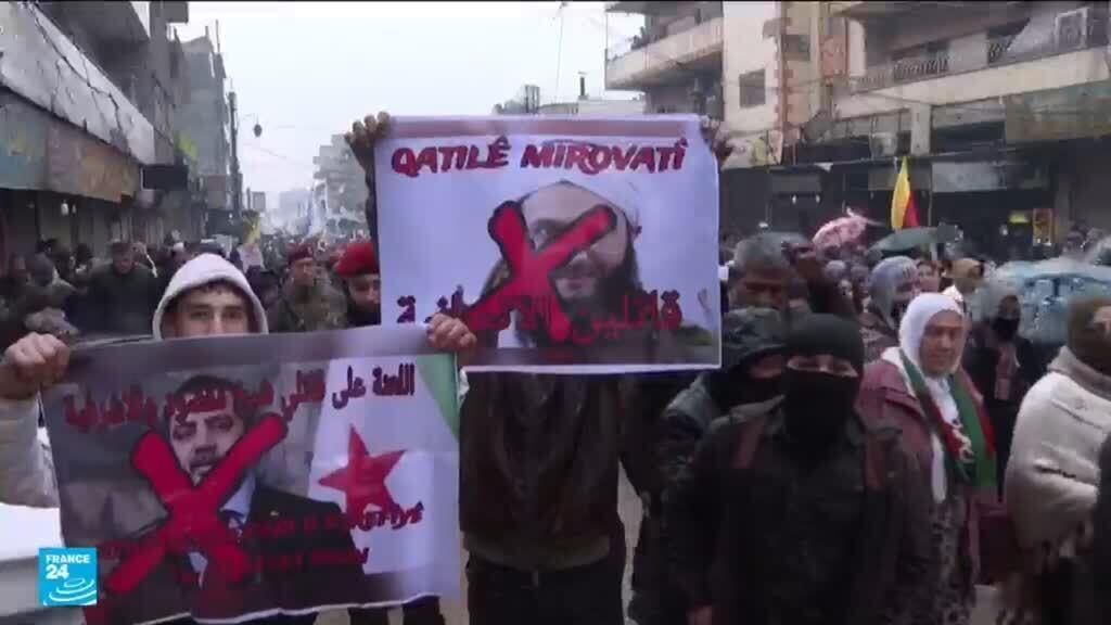 الجيش يطالب القوات الكردية في حلب بالانسحاب لشرق الفرات ومظاهرات في القامشلي ضد حكومة دمشق