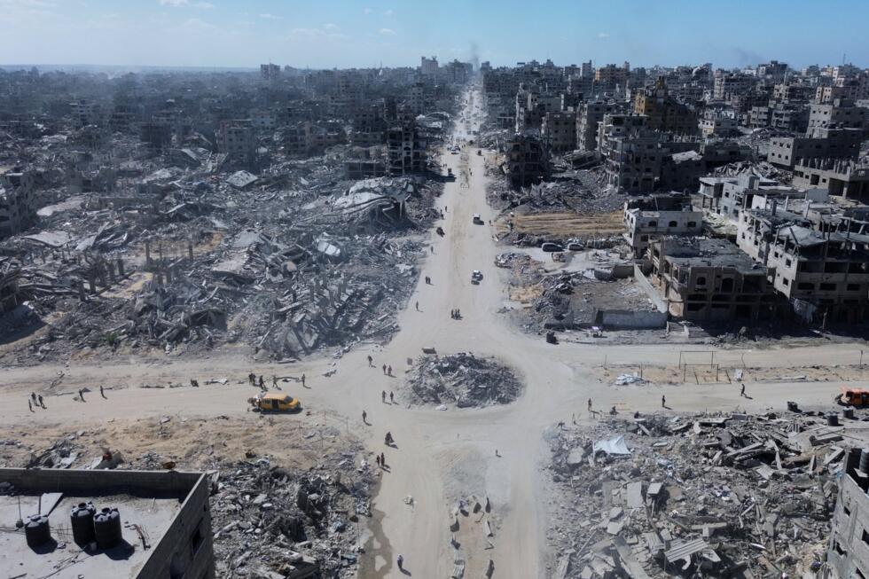 La ville de Gaza en ruines après deux ans de bombardements de l'armée israélienne sur la bande de Gaza. Photographie prise avec un drone le 15 octobre 2025.