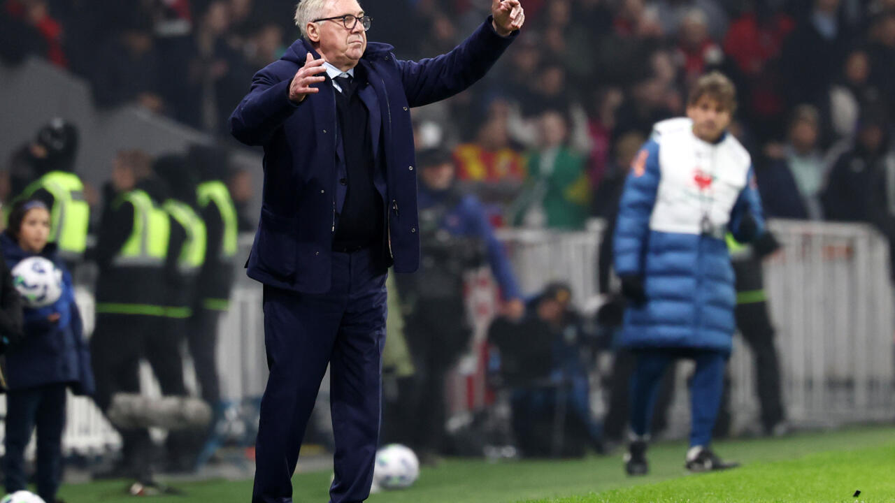 أنشيلوتي يعتقد أن البرازيل ستصل "إلى أفضل مستوى لها في كأس العالم"