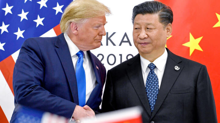 Poignée de main entre Donald Trump, le président américain, et son homologue chinois Xi Jinping à Osaka au Japon en 2019.