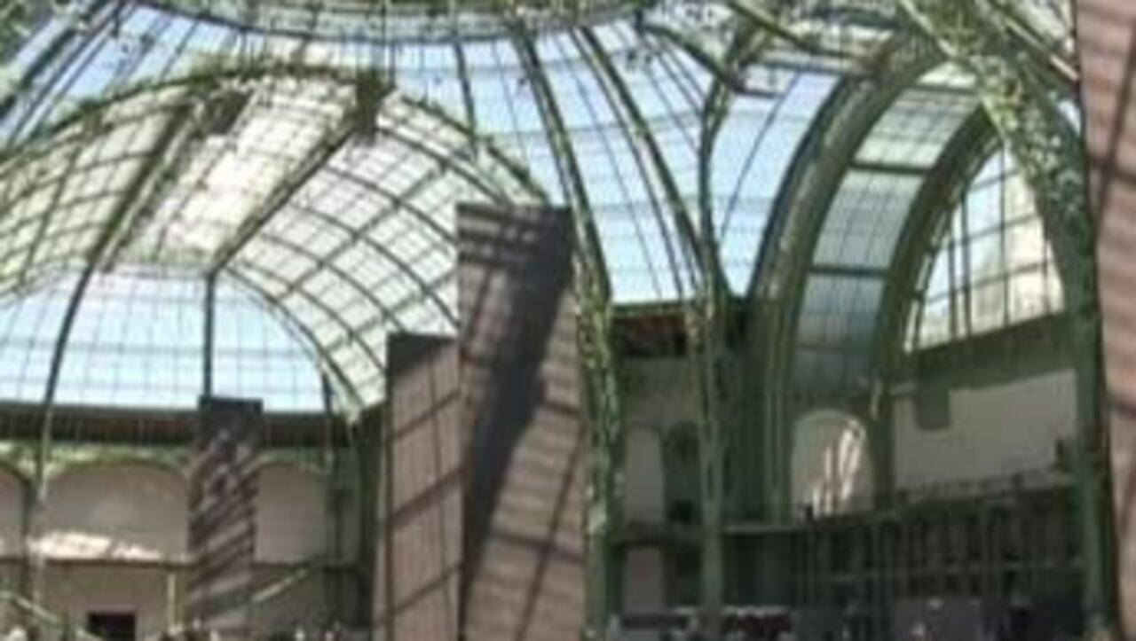 Richard Serra: Vertical and Horizontal Reversals Richard Serra: Six Large Drawings review \u2013 planes of black that