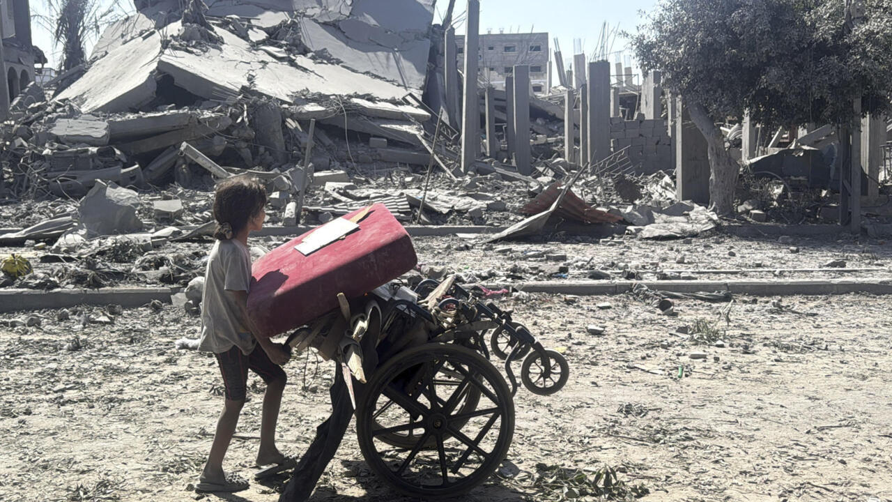 Israel sigue bombardeando Gaza y causa decenas de muertos, pese a los llamados de Trump