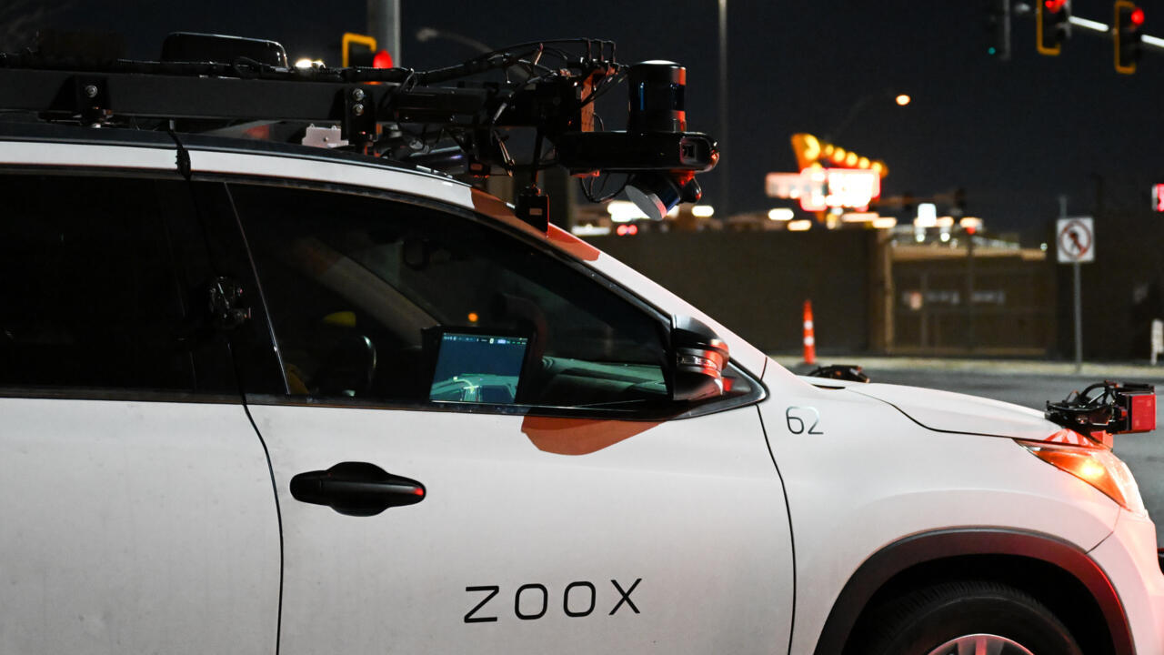 Amazon's autonomous shuttles for the first time on public roads