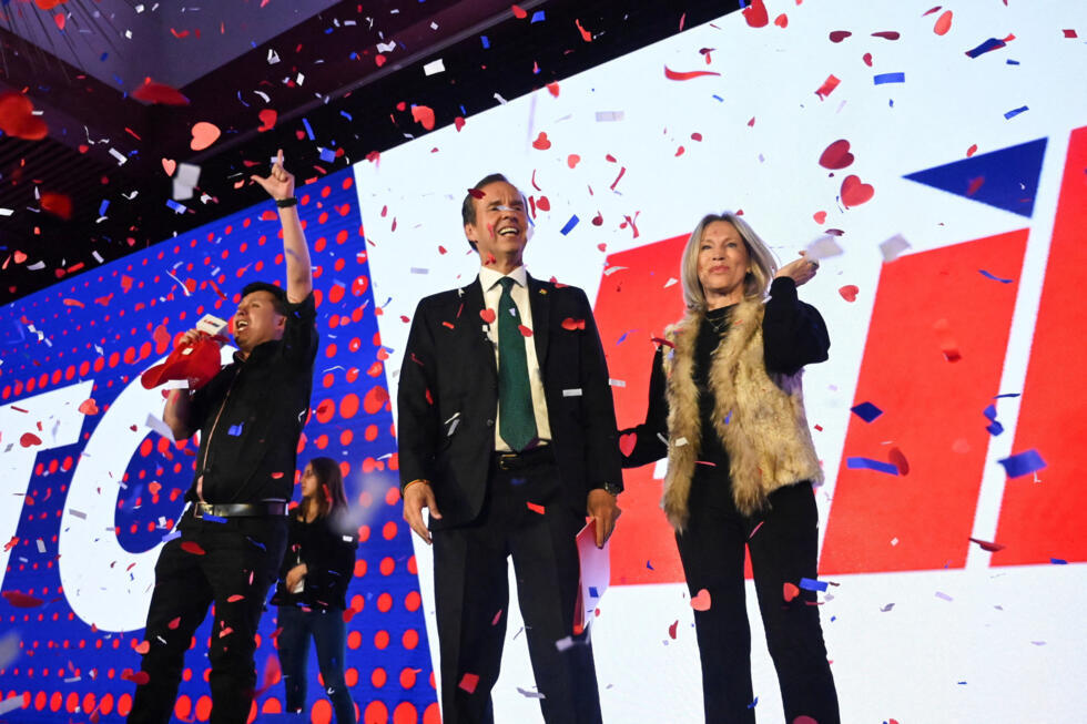 El candidato presidencial boliviano Jorge "Tuto" Quiroga, de la coalición conservadora Alianza Libre, reacciona ante los resultados oficiales que lo muestran en segundo lugar en la carrera presidencial del domingo, en La Paz, Bolivia, el 17 de agosto de 2025.