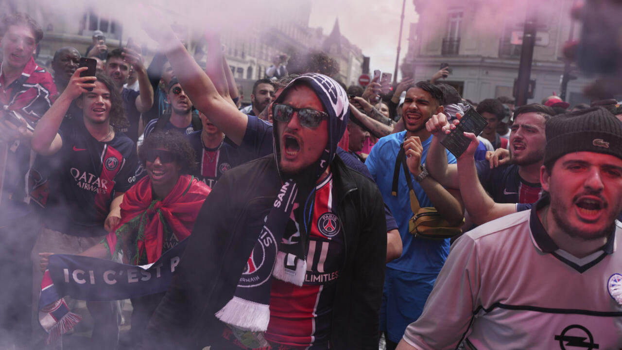 Parade du PSG aux Champs-Élysées : "C'est un truc de malade !"