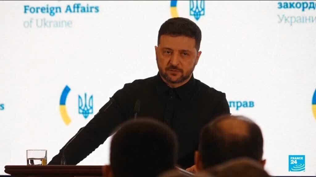 Guerre en Ukraine : Zelensky évoque un accord de paix avec la Russie