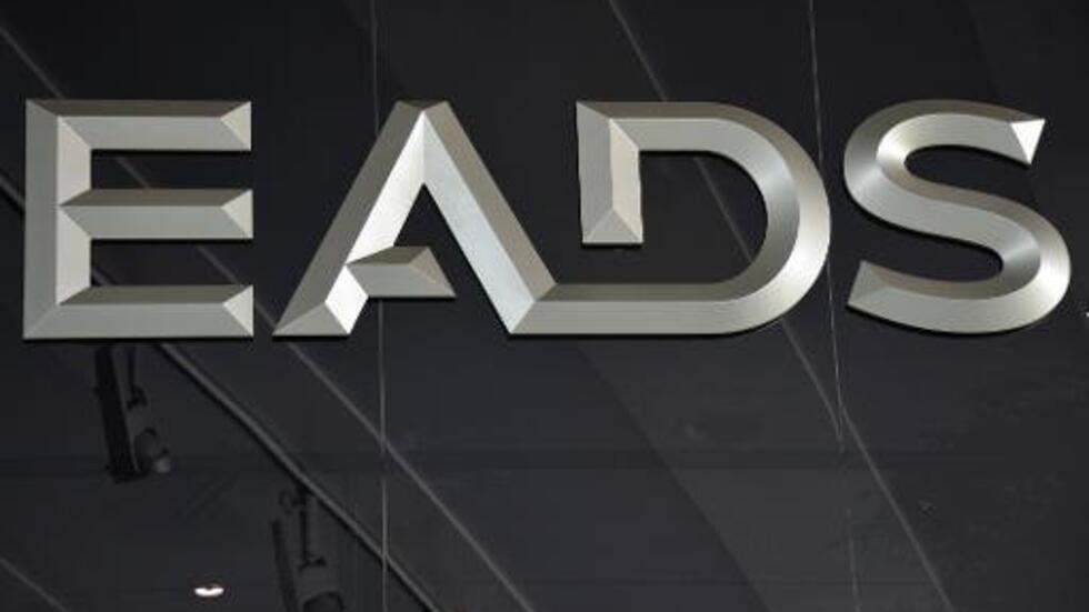 EADS unveils plans to cut 5,800 jobs