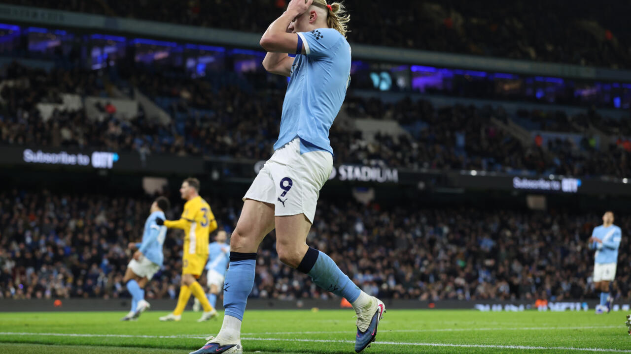 بطولة انكلترا: تعثر سيتي واستون فيلا يمنح أرسنال أفضل هدية