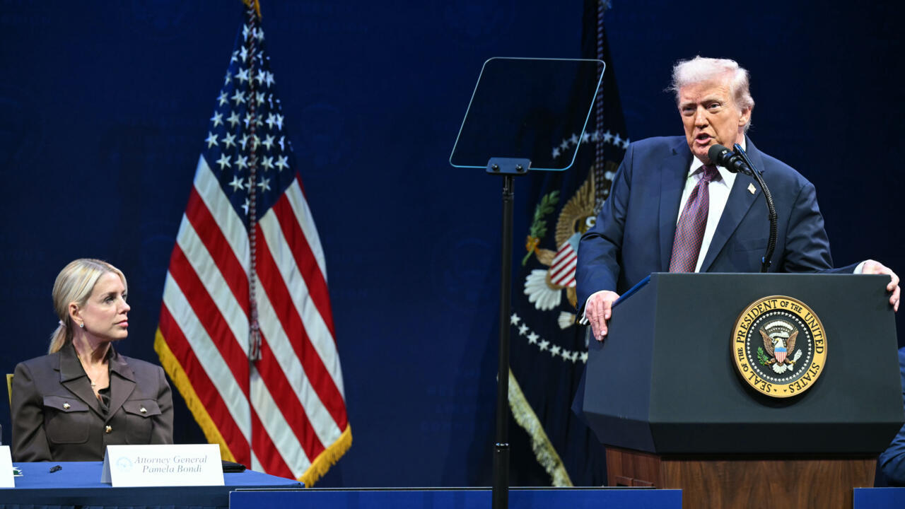 Donald Trump presse le ministère de la Justice d'agir contre des adversaires politiques