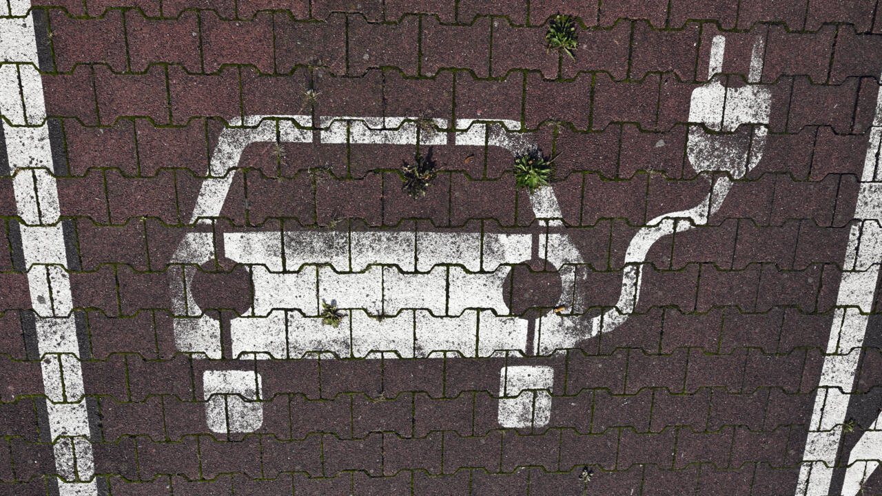 france24.com - EU 2035 combustion-engine ban review: what's at stake